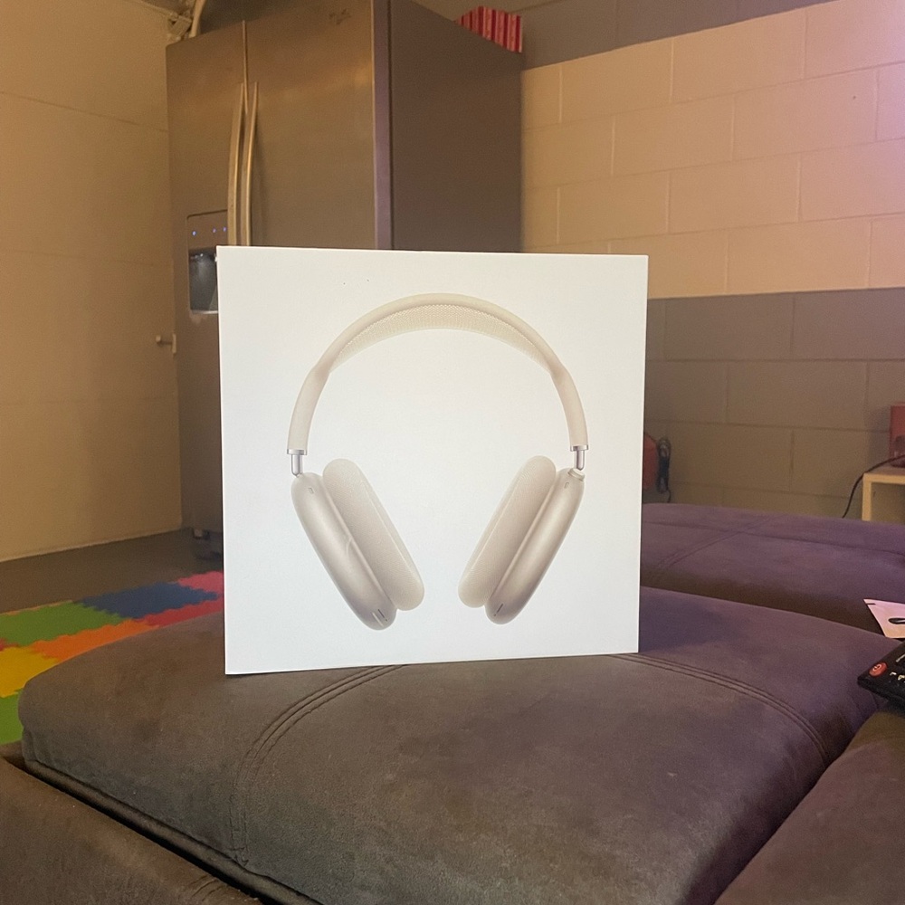 Wireless Over-Ear Headphones - Silver